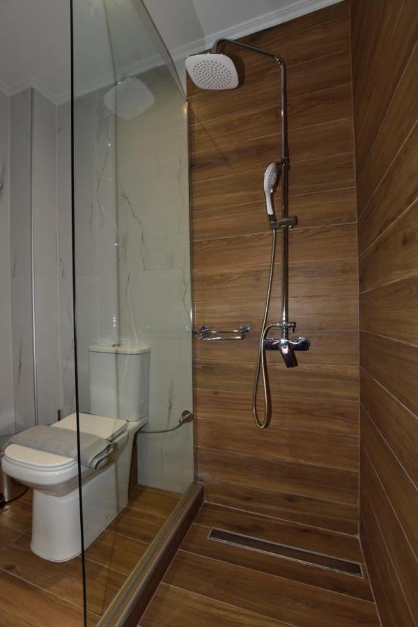 Gonis Grand Luxury Suite ปาไลโอโกรา ภายนอก รูปภาพ