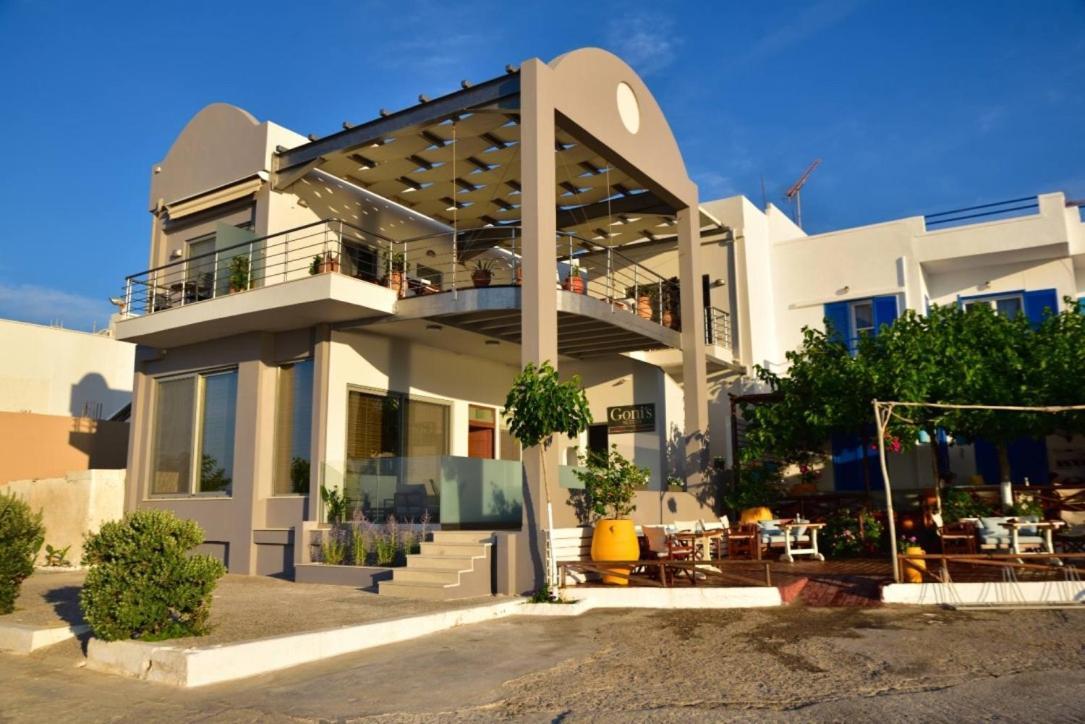 Gonis Grand Luxury Suite ปาไลโอโกรา ภายนอก รูปภาพ